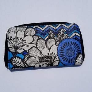 Vera Bradley wallet